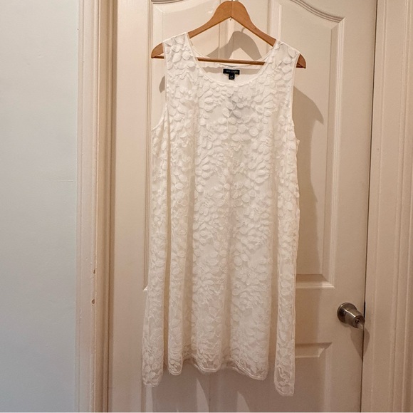 NWT White lace shift dress Bridal Shower Summer cottagecore minimal chic - Picture 2 of 9